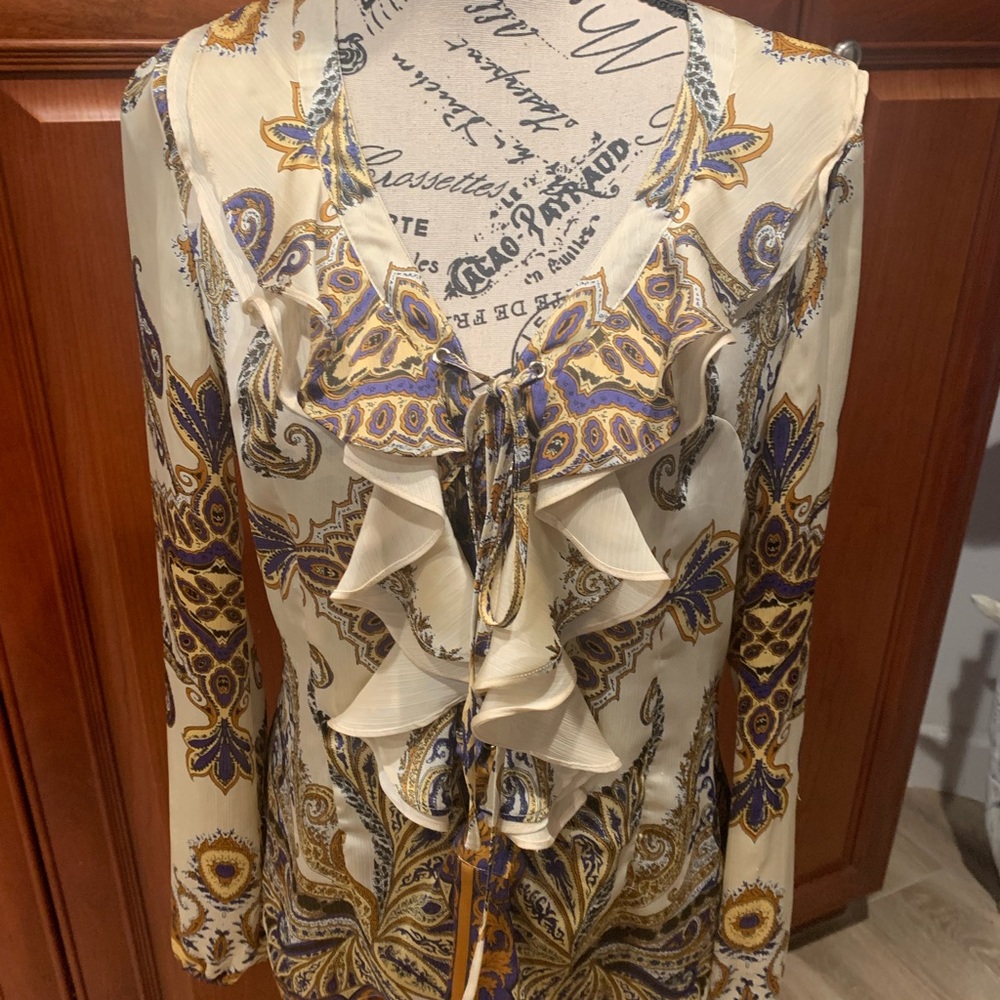 Cache Ruffle Front Blouse. Size Med. - image 2